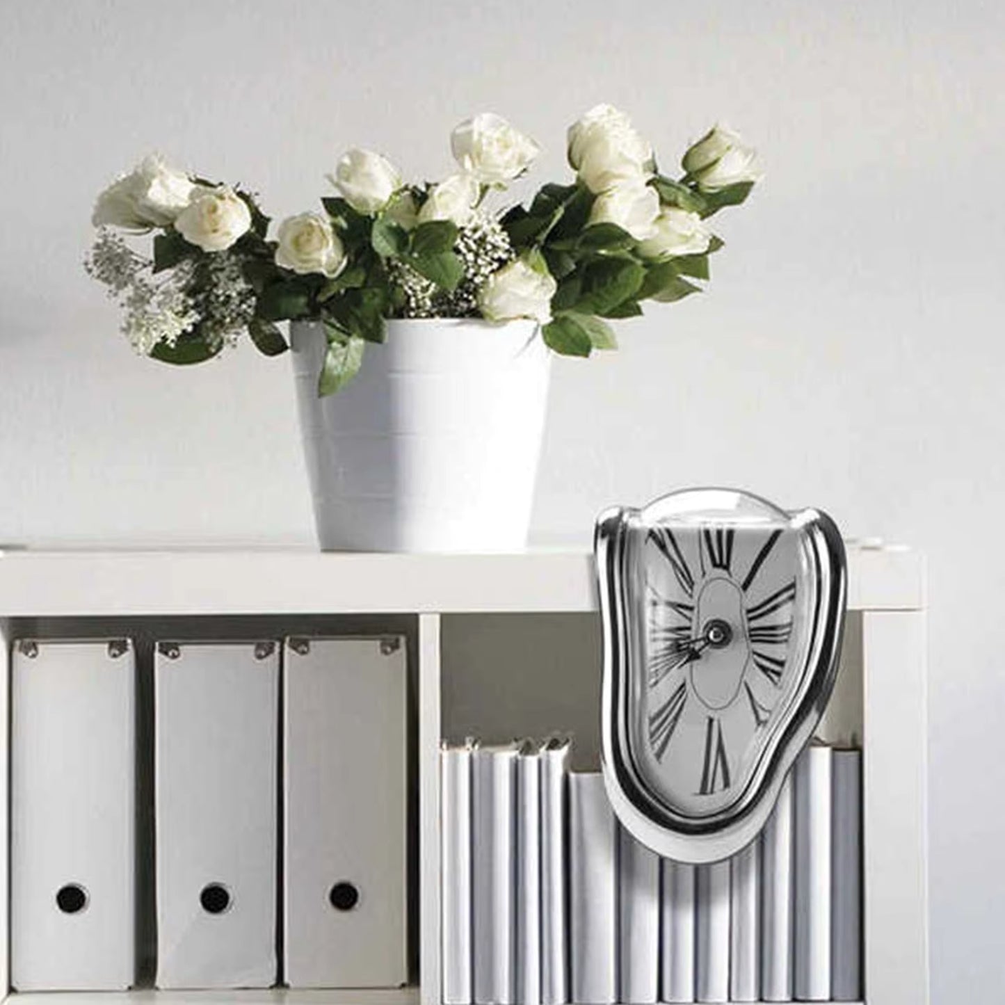 Reloj de Pared Distorsionado – Estilo Surrealista Inspirado en Dalí